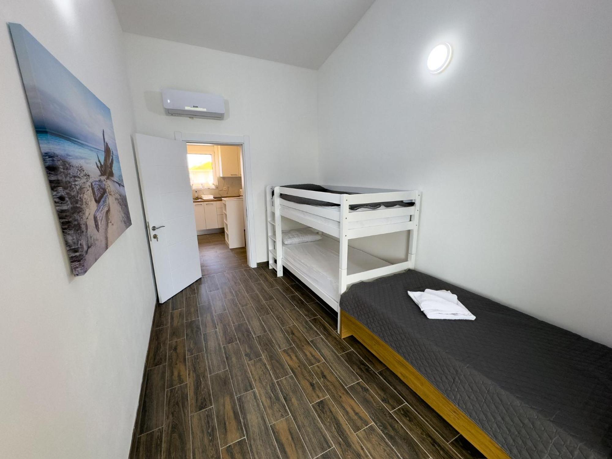 Adla Apartmani ウルツィニ エクステリア 写真